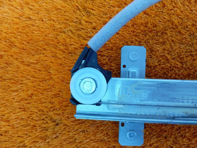 Стеклоподъемник