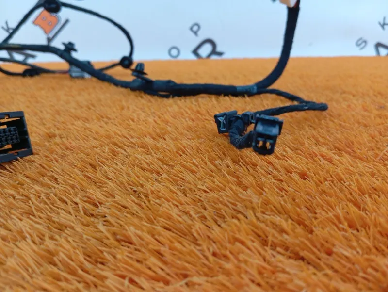 Проводка двери