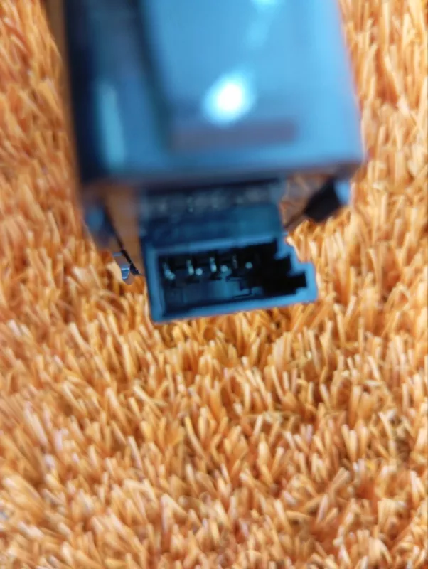 Кнопка центрального замка