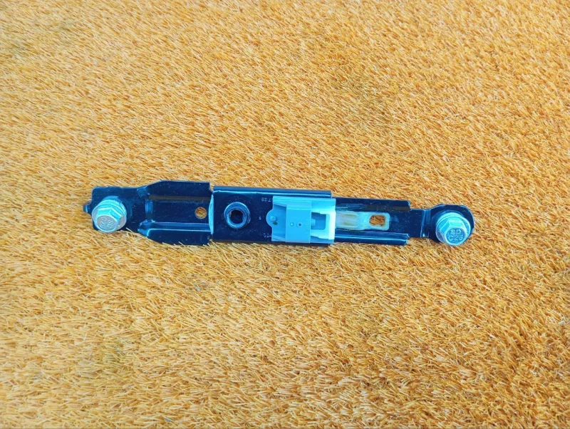 Механизм регулировки ремня безопасности