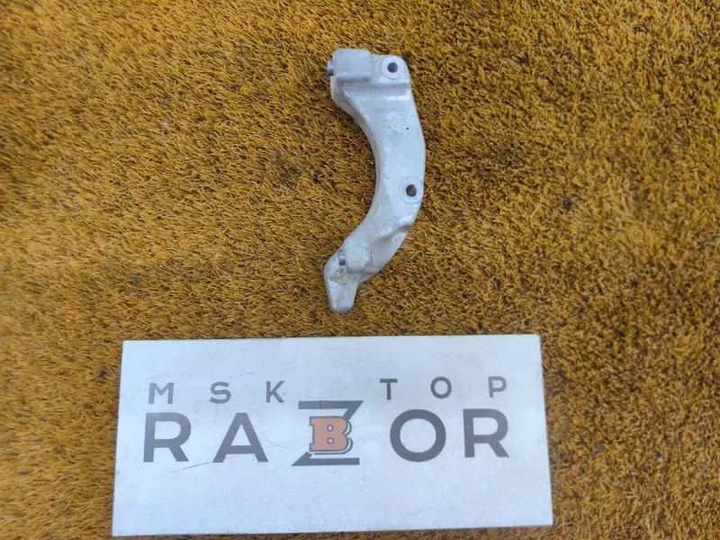 Кронштейн компрессора кондиционера