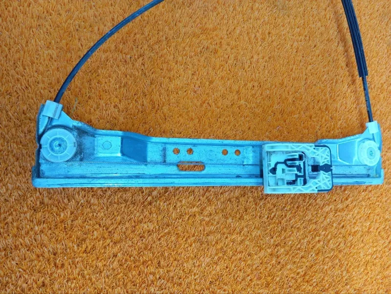 Стеклоподъемник