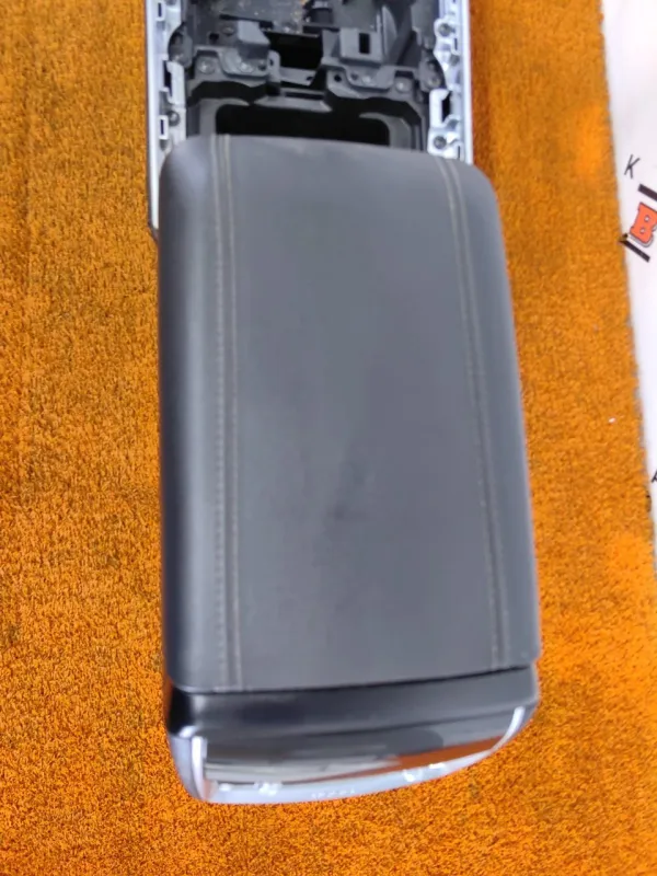 Консоль центральная