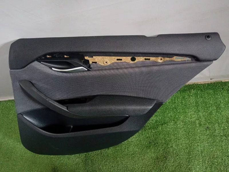 Обшивка двери