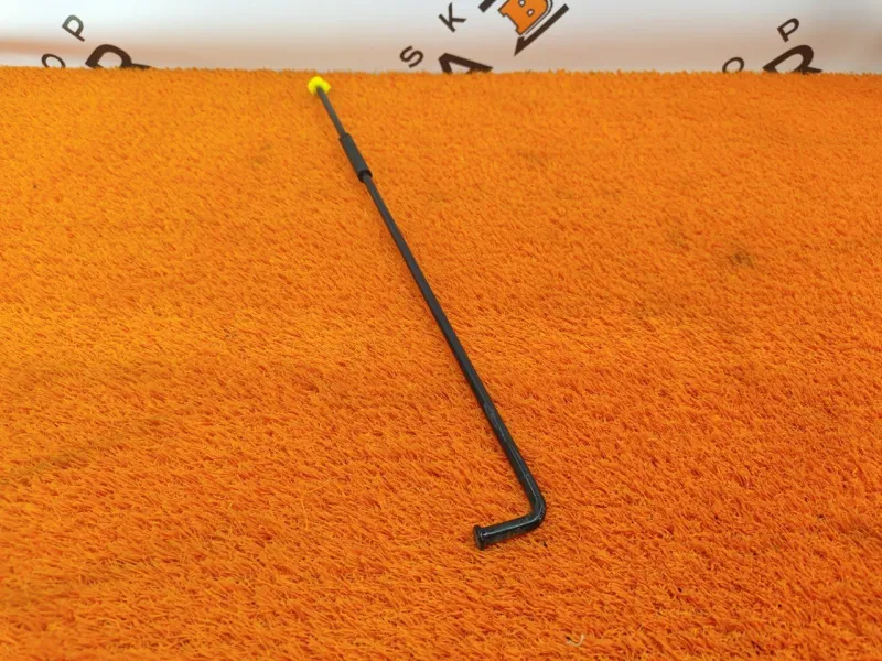 Упор капота