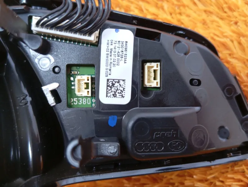 Накладка рулевого колеса (Молдинг руля)