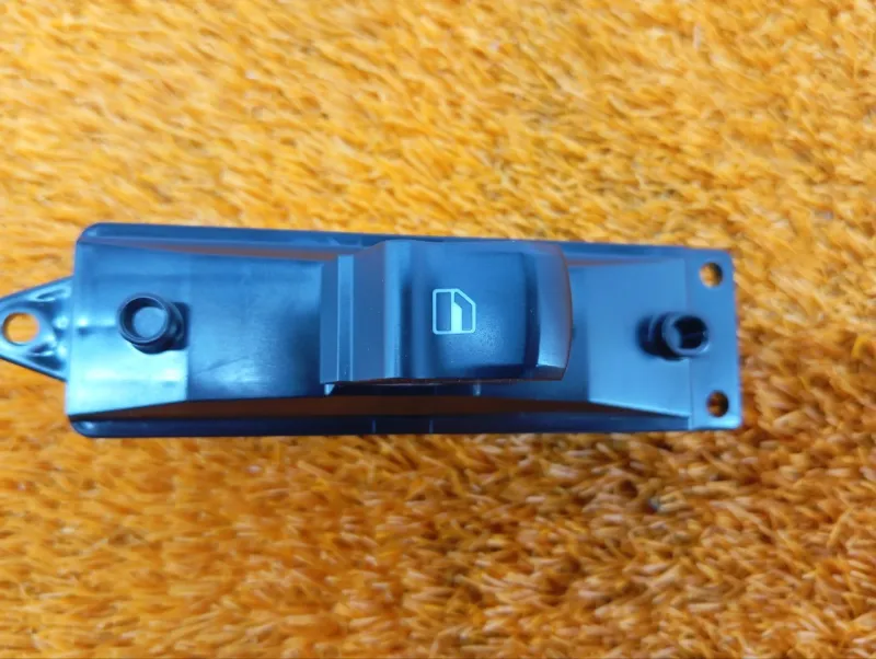 Кнопка стеклоподъемника