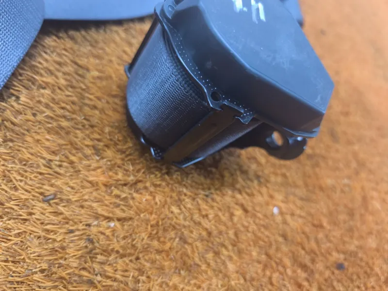 Ремень безопасности