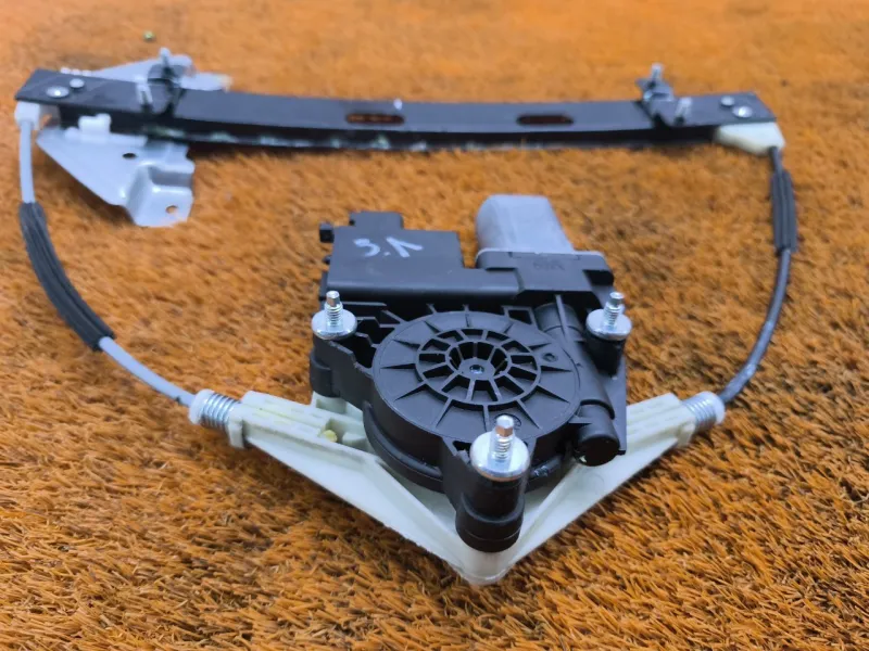 Стеклоподъемник