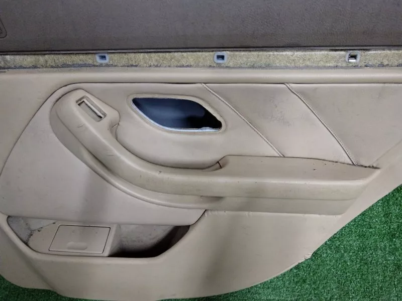 Обшивка двери BMW 5-Series 2001 51427139930 E39, задняя правая
