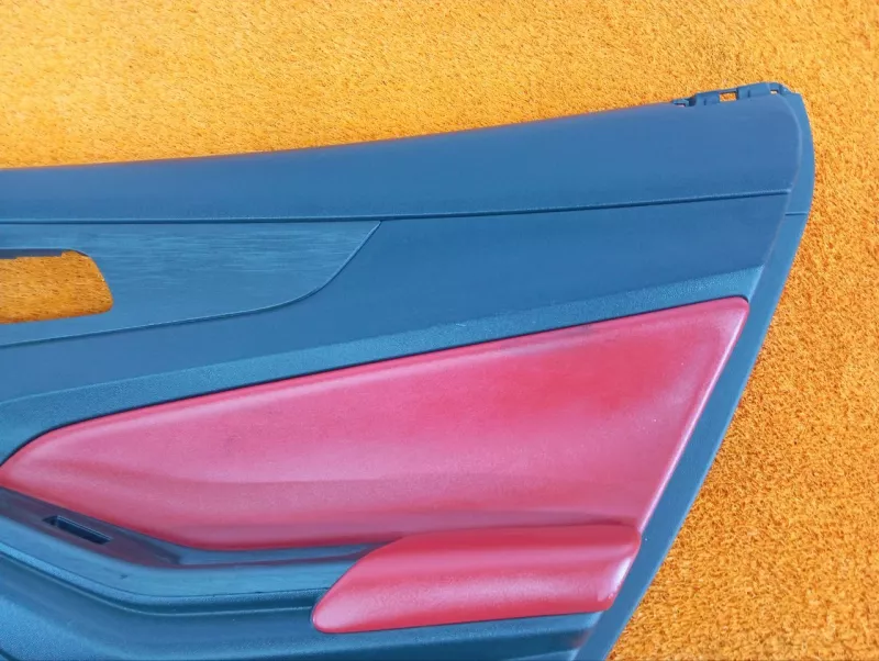 Обшивка двери