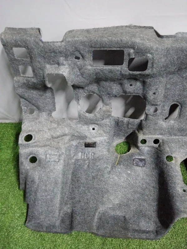 Шумоизоляция моторного отсека