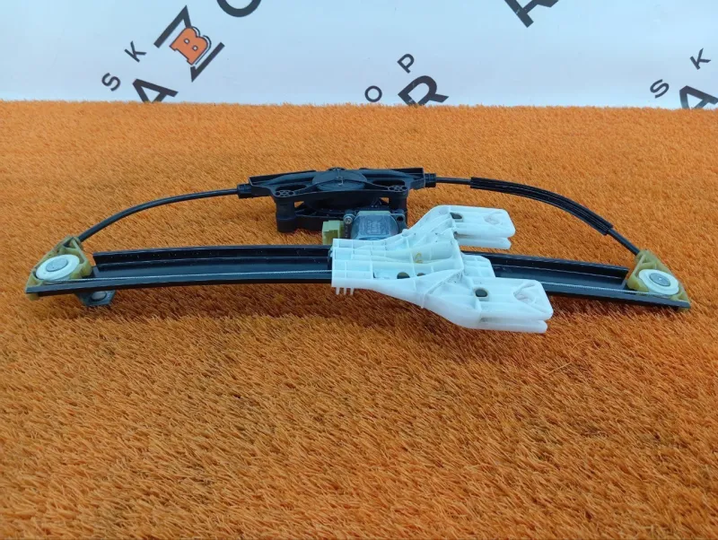 Стеклоподъемник