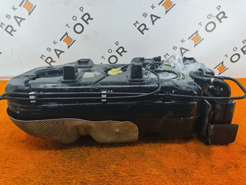 Бак топливный