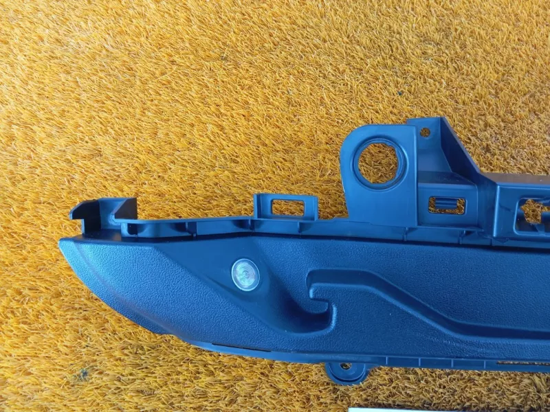 Обшивка багажника