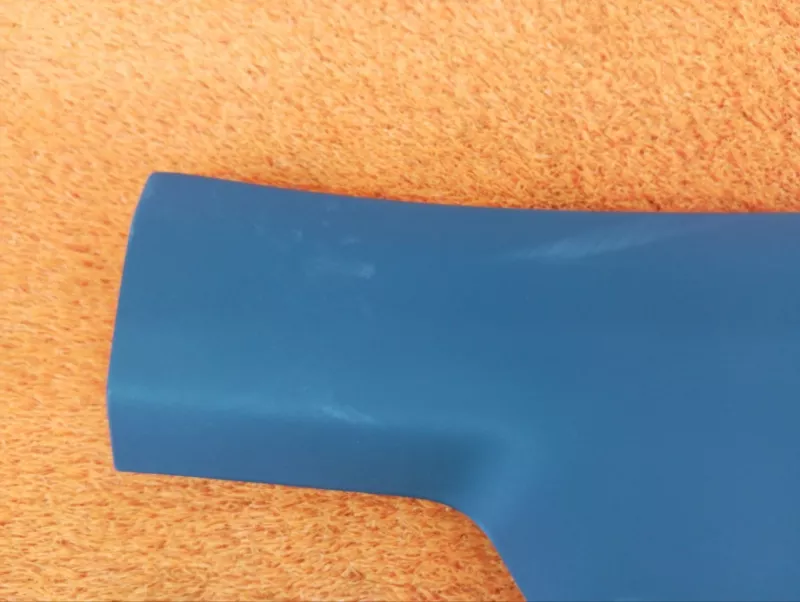 Обшивка двери багажника