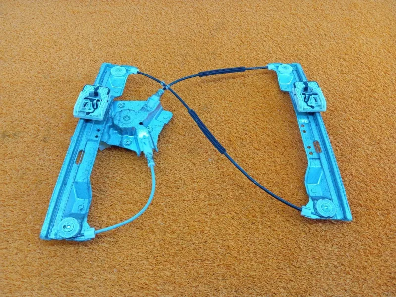 Стеклоподъемник