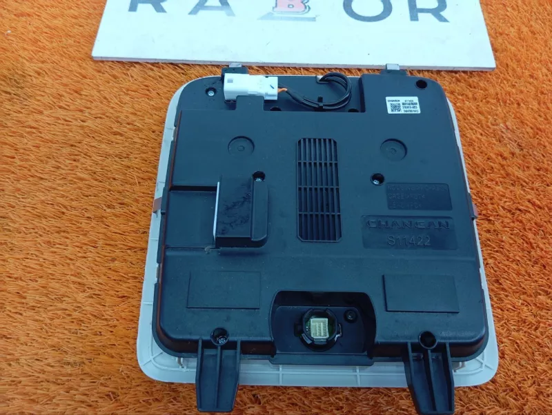 Плафон салона