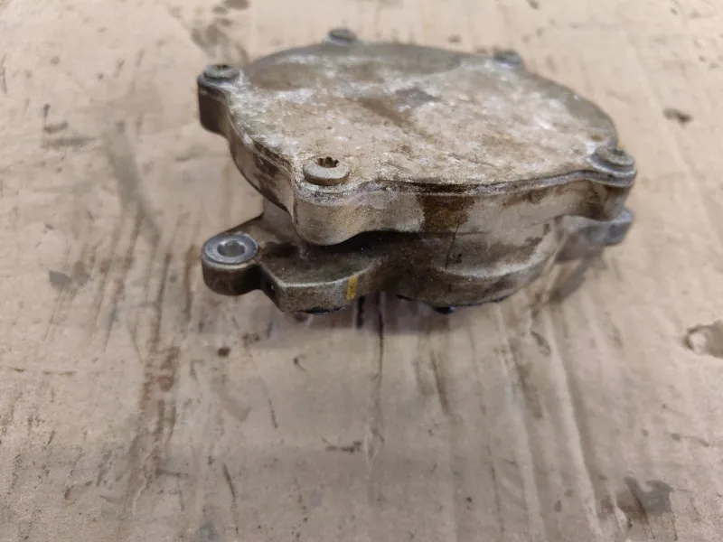 Насос вакуумный