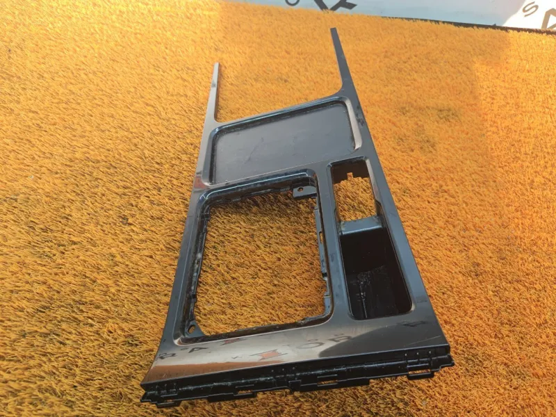 Накладка центральной консоли