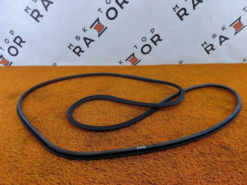 Уплотнитель крыши