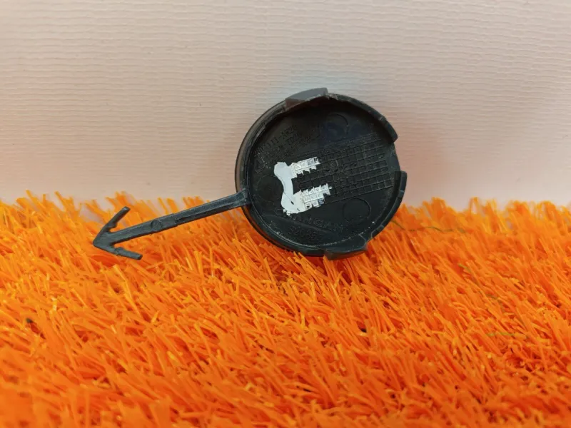 Заглушка бампера