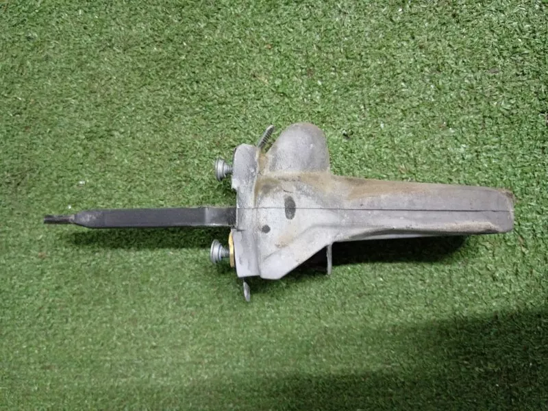 Ограничитель двери