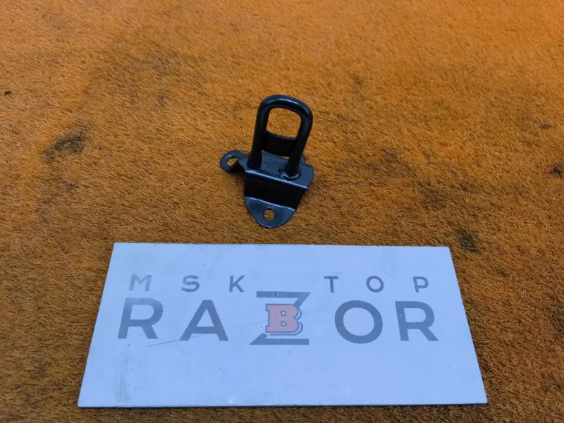 Крепление сиденья