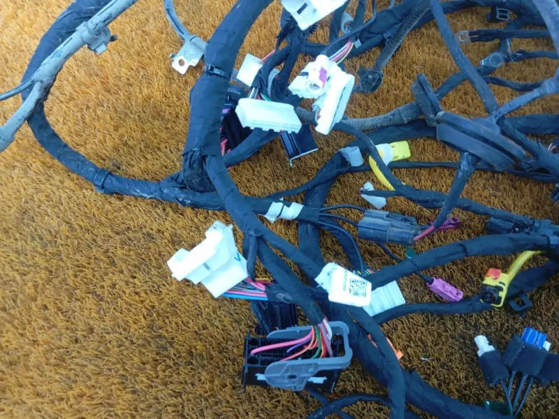 Проводка салона