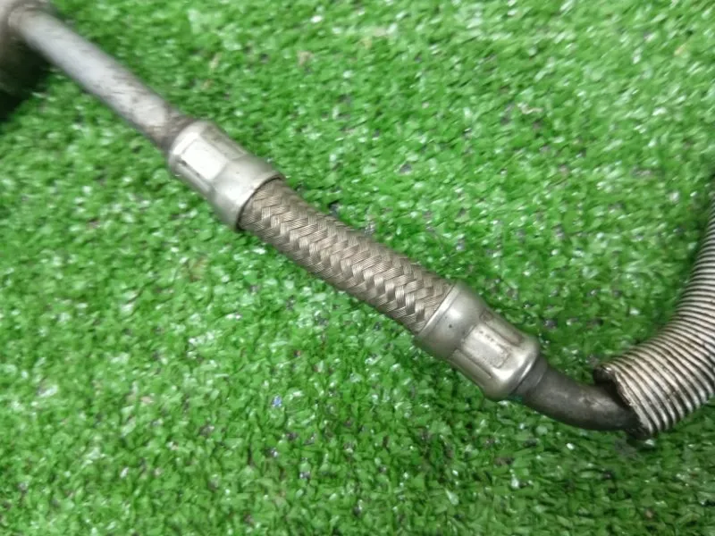 Трубка турбокомпрессора