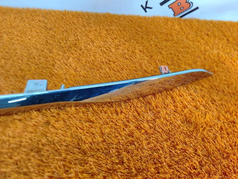 Накладка двери багажника