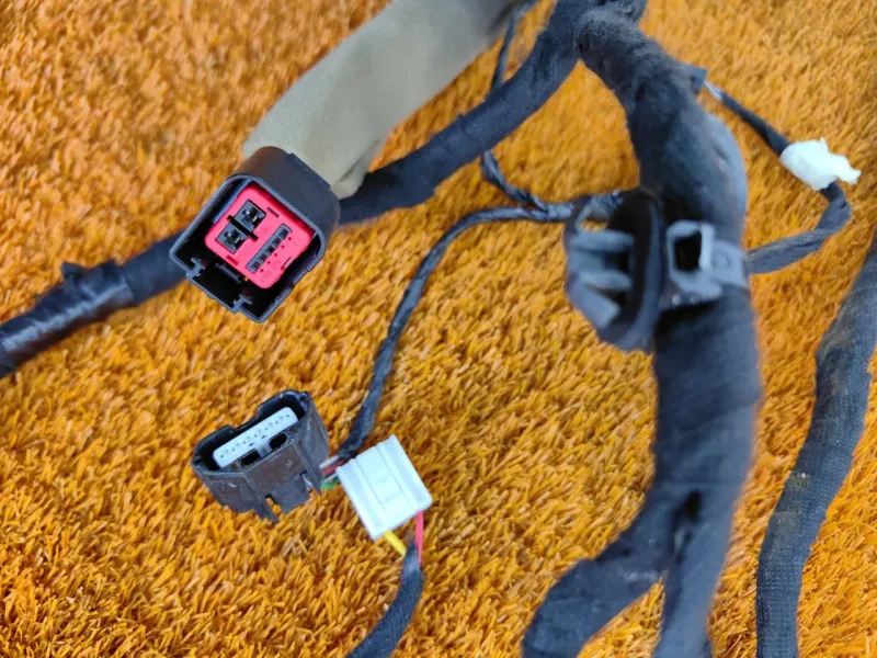 Проводка двери