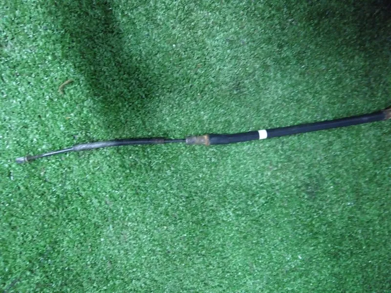 Трос стояночного тормоза