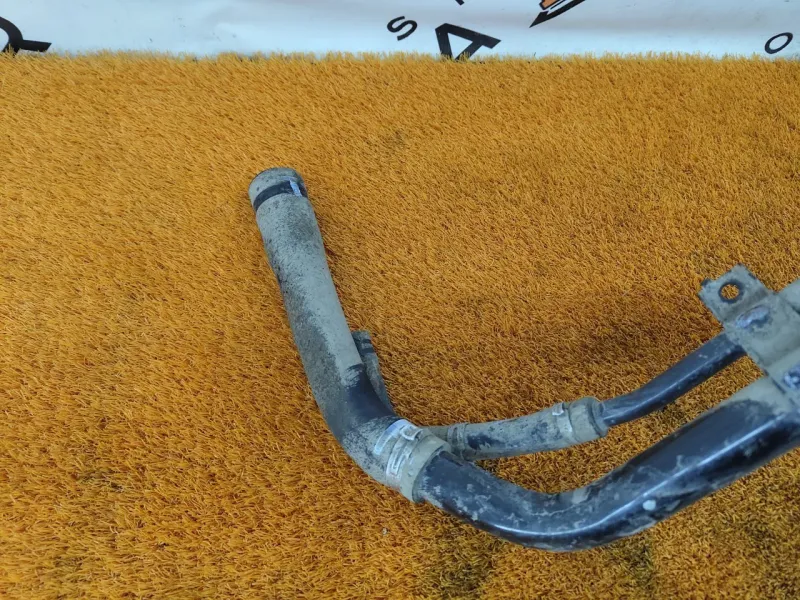 Горловина топливного бака