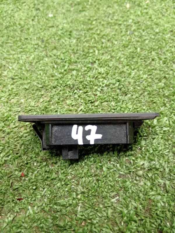 Фонарь подсветки номера