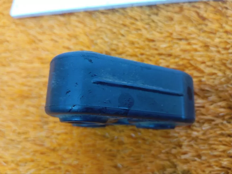 Крепление глушителя