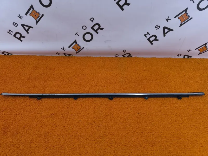 Молдинг стекла