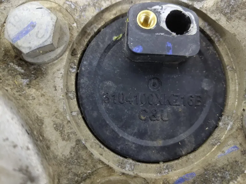 Кулак поворотный