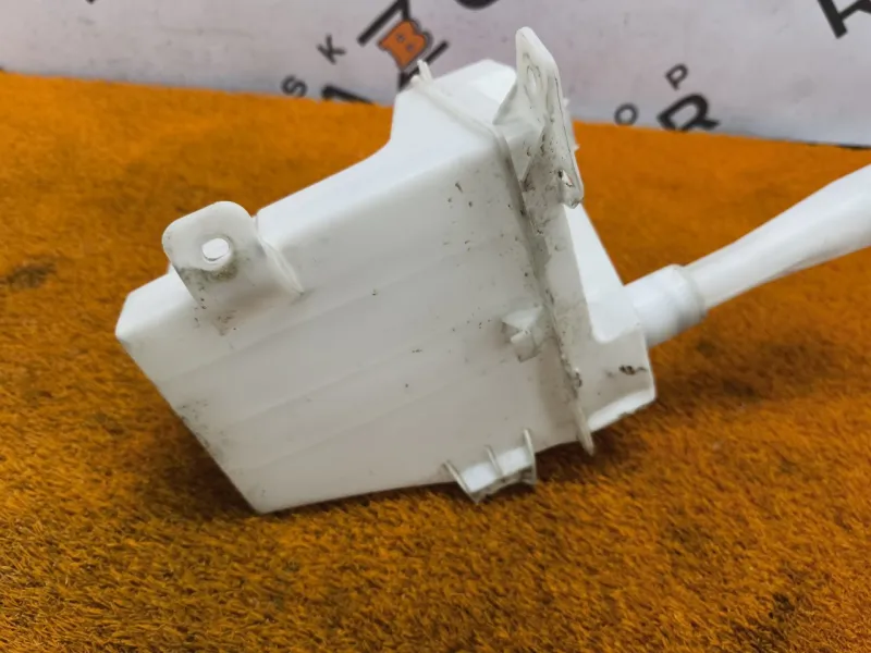 Бачок омывателя