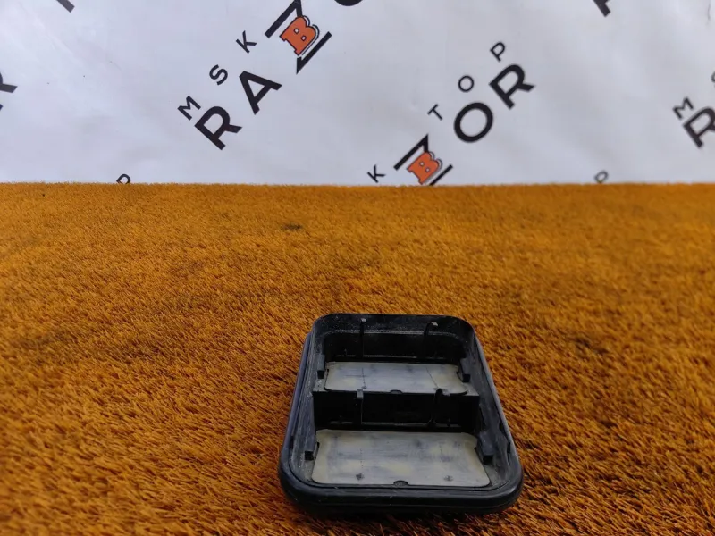 Решетка вентиляционная