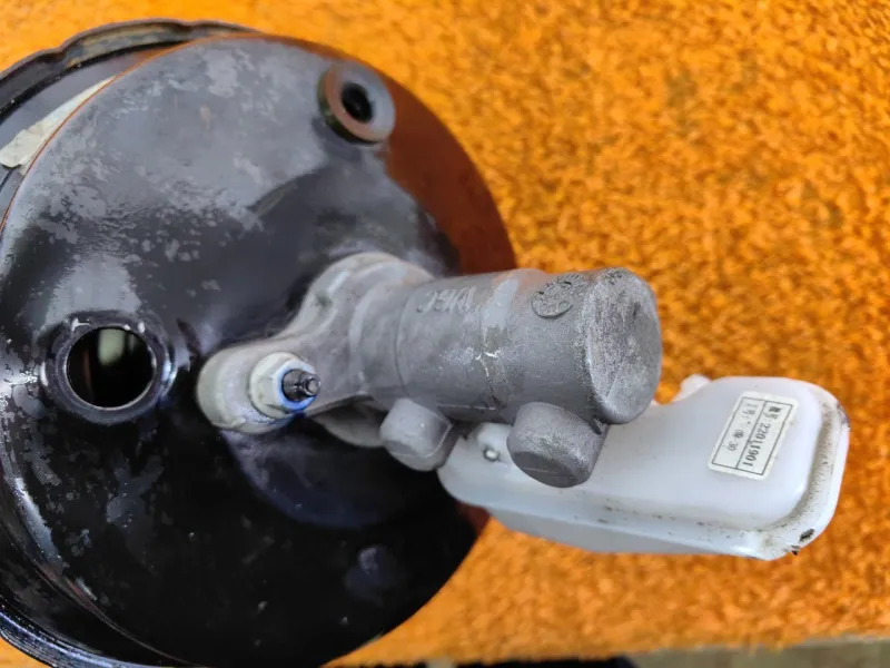 Усилитель тормозов