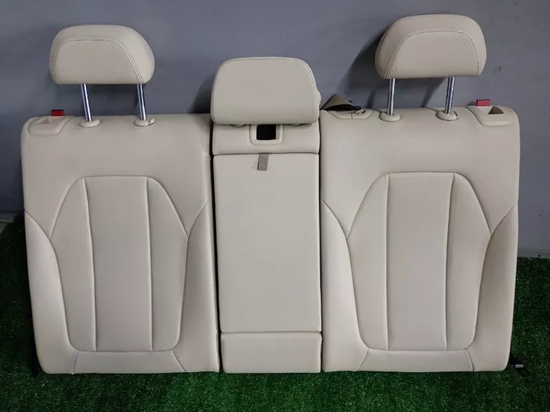 Спинка сиденья