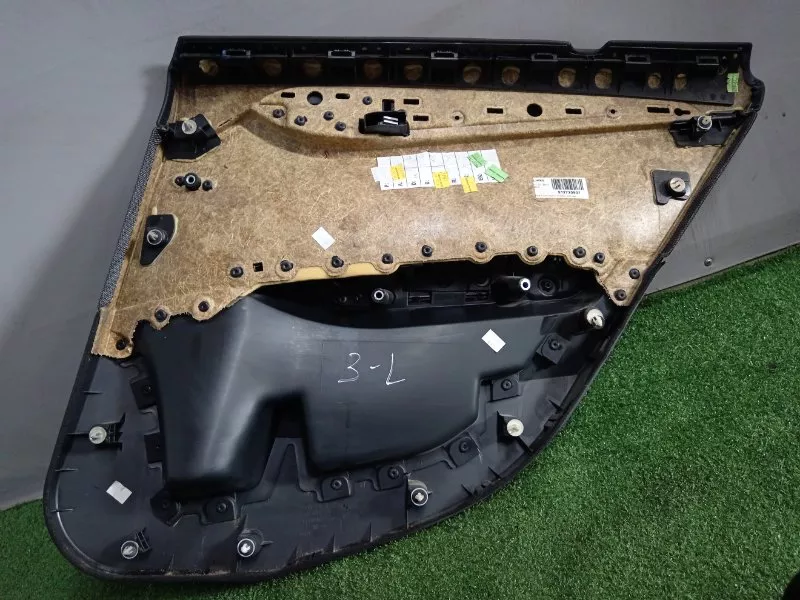 Обшивка двери