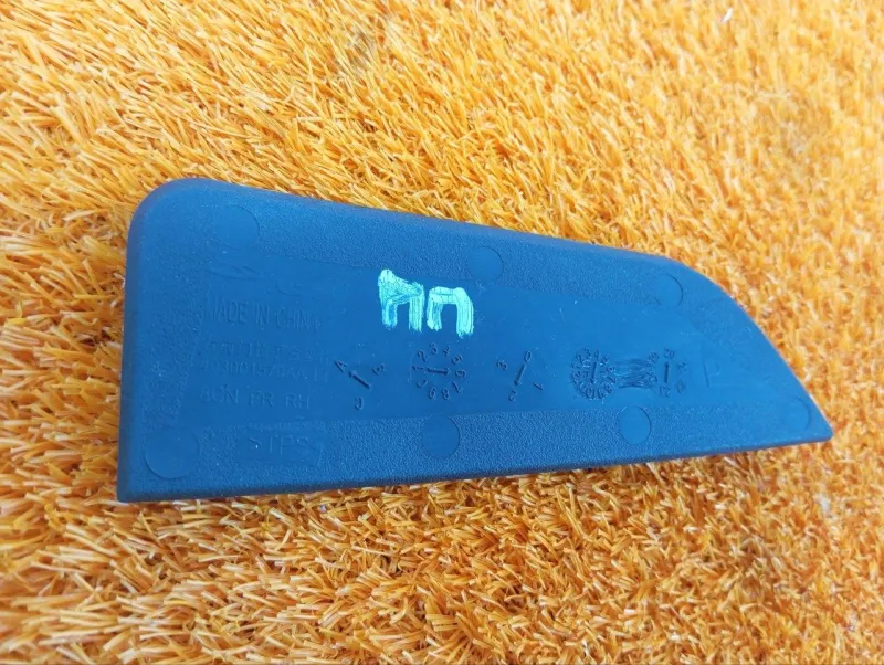 Коврик ручки двери