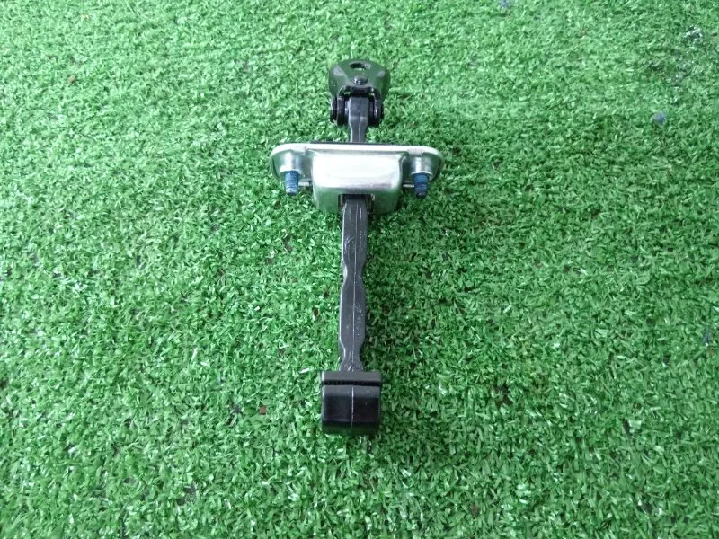 Ограничитель двери