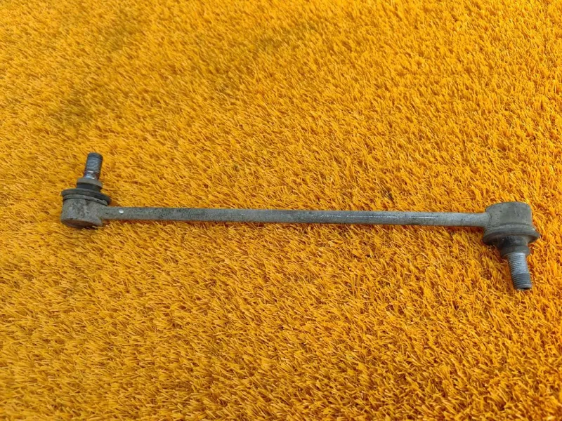 Стойка стабилизатора