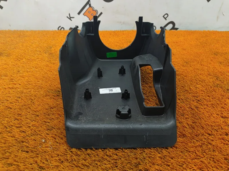 Кожух рулевой колонки