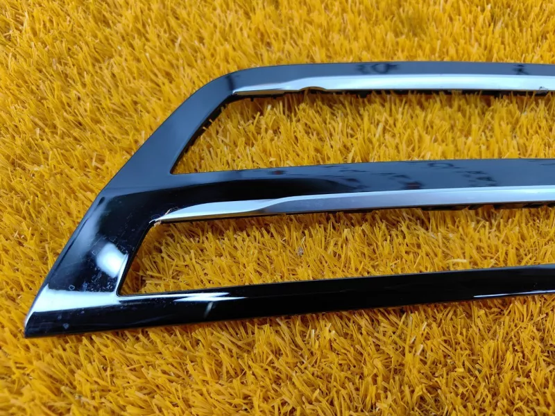 Декоративная накладка торпедо