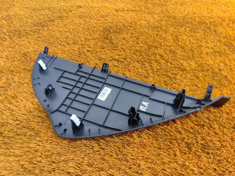 Накладка на торпедо