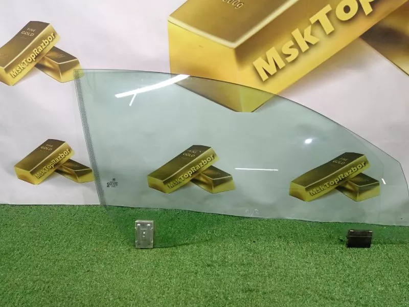 Стекло двери BMW 6-Series 2005 51337009710 E63/E64, переднее правое